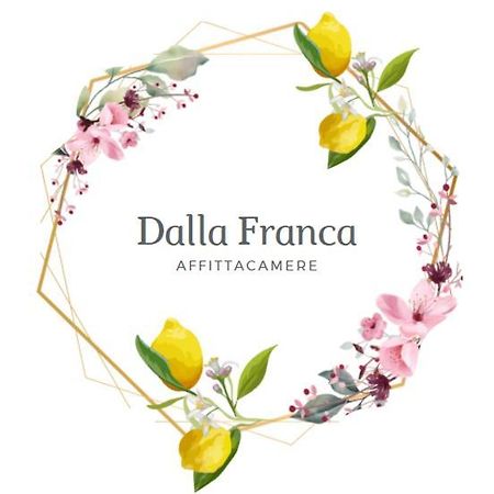 מלון קיאברי Dalla Franca מראה חיצוני תמונה