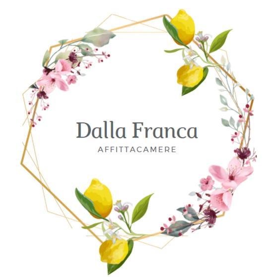 מלון קיאברי Dalla Franca מראה חיצוני תמונה
